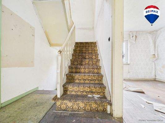 REMAX Immobilien DeLux Einfamilienhaus Diele Ballweiler Mark Borowicz