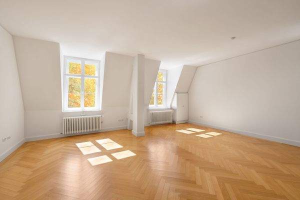 Charmante 4-Zimmer-Altbauwohnung