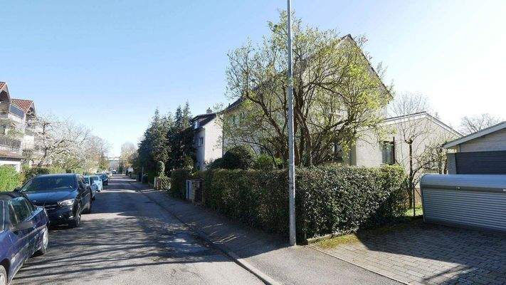 Lage / Abrisshaus (rechts)