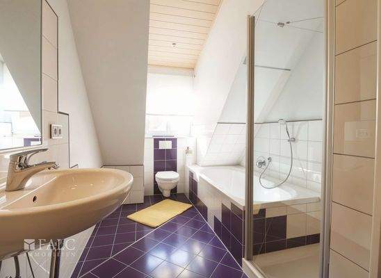 DG Bad 3 - (KI generiert)