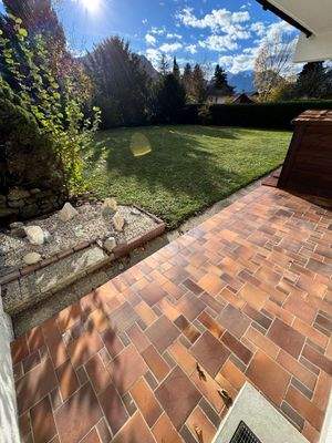 Terrasse mit Ausblick.jpg