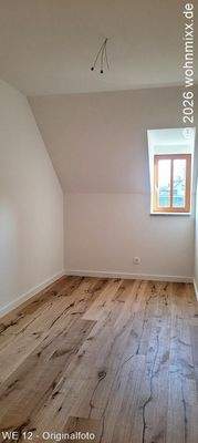 Ankleide o. Homeoffice o. Kind