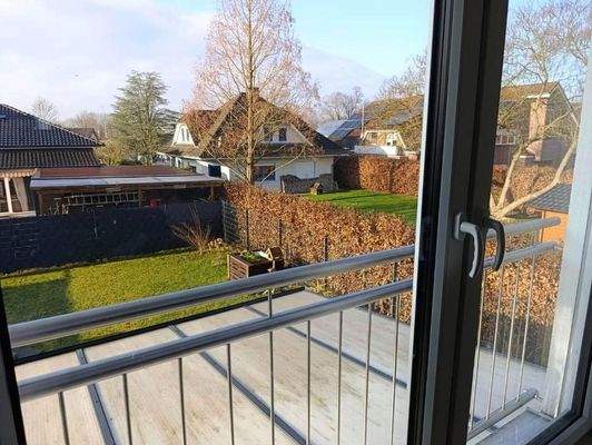 Blick auf Garten vom SZ