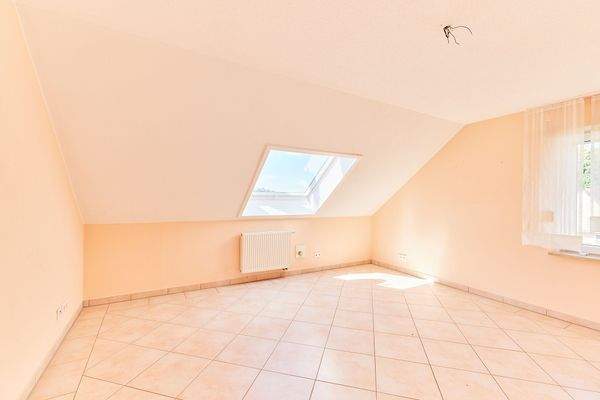 2. OG Wohnzimmer 1.jpg