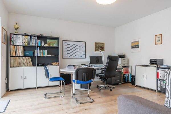 EG Mehrzweckzimmer (Arbeiten)