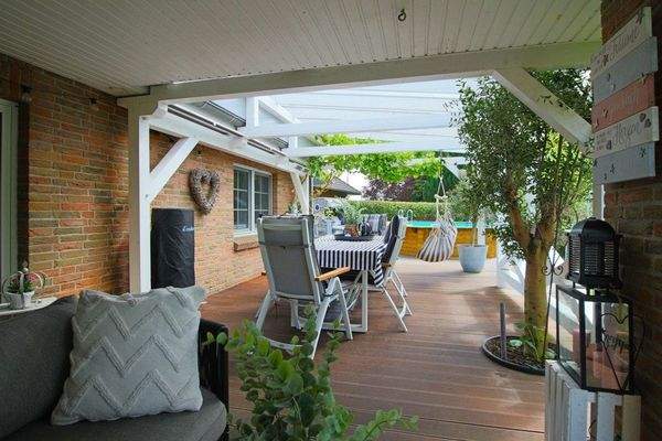 Überdachte Terrasse