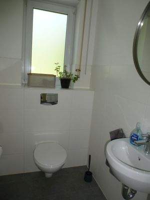 H-S-165-Haus 2-Gäste-WC
