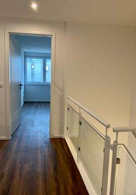 Ausstattungsvariante Flur u. Zimmer im OG