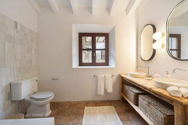 Dorfhaus mit Bergblick zum Verkauf in Deiya, Mallorca