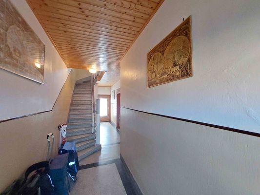 Treppe ins OG