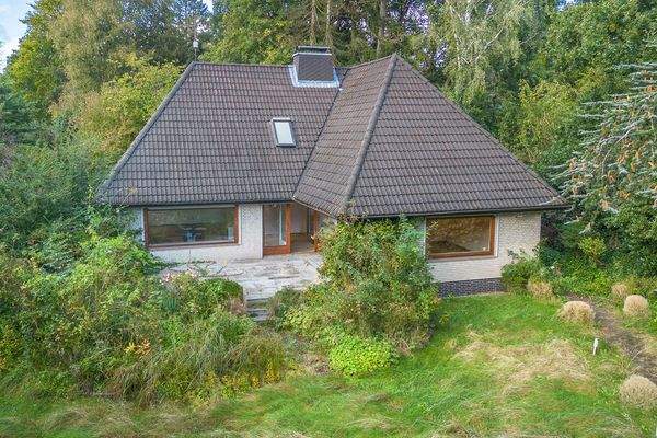 Hummelsbüttel-Einfamilienhaus-auf-großzügigem-Grundstück-in-begehrter-Lage-11