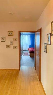 Flur Richtung Schlafzimmer 