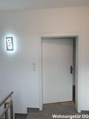 Wohnungstür DG