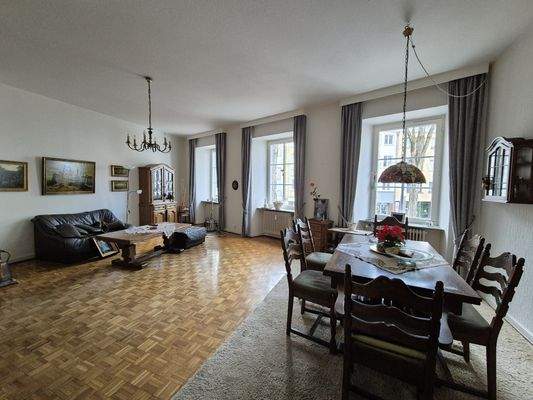 Wohnbereich Hauptwohnung.jpg