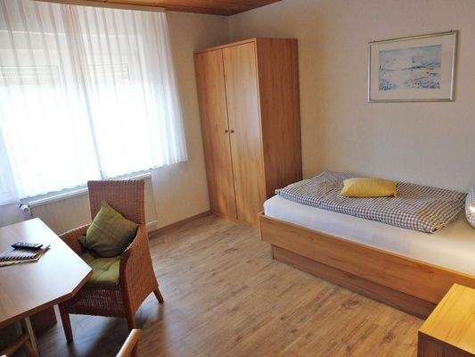 Zimmerbeispiel Einzelzimmer.jpg