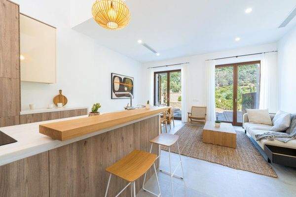 Neubau-Reihenhaus mit Bergblick zum Verkauf in Fornalutx, Mallorca