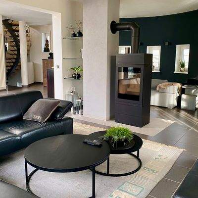 Gesamtaufnahme Wohnzimmer Kamin.JPG