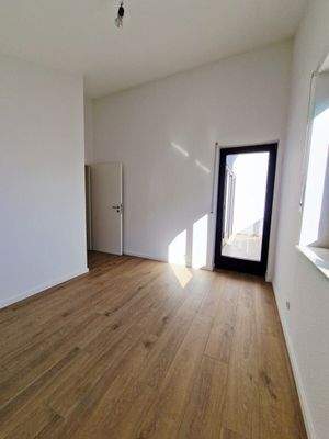 Schlafzimmer 2 mit Balkonzugang