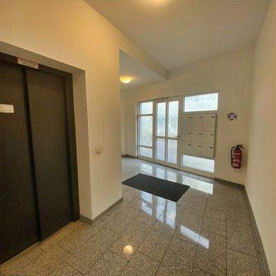 Eingangsbereich Haupthaus/ Zugang Tiefgarage