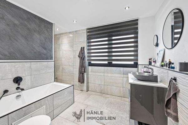 Badezimmer EG