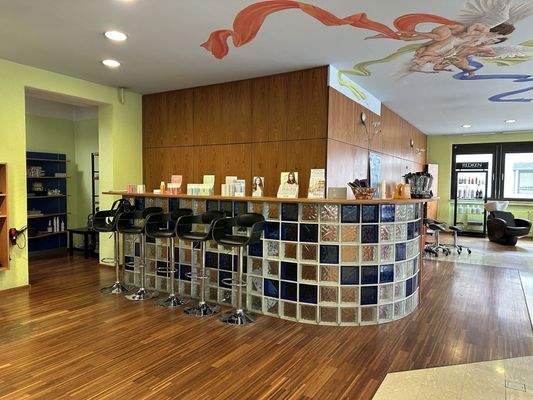 Friseurladen EG Salon