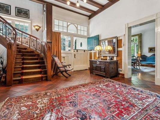 Hauptwohnung Eingang Diele