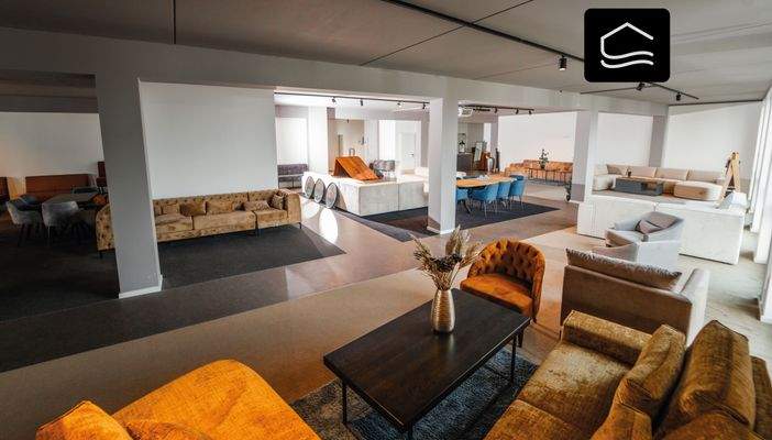 Showroom Obergeschoss.jpg