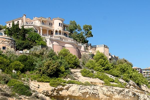 Villa in erster Meereslinie mit Meerblick in Sol de Mallorca
