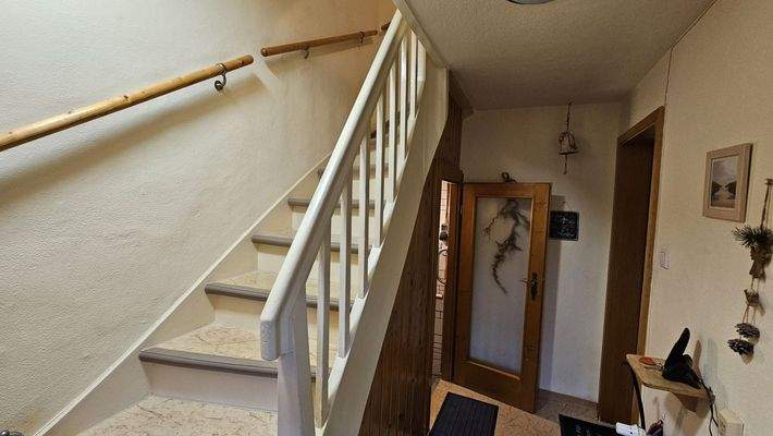 EG Treppenhaus in DG.jpg