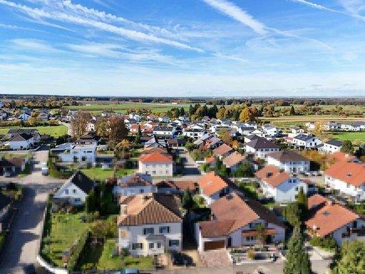 V020-2025_Drohnenblick_nach_Westen_pix