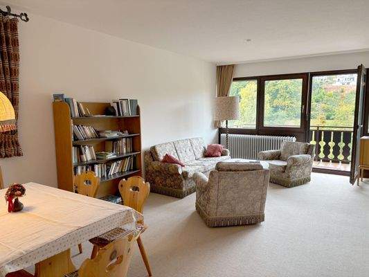 Blick ins Grüne beim Essen