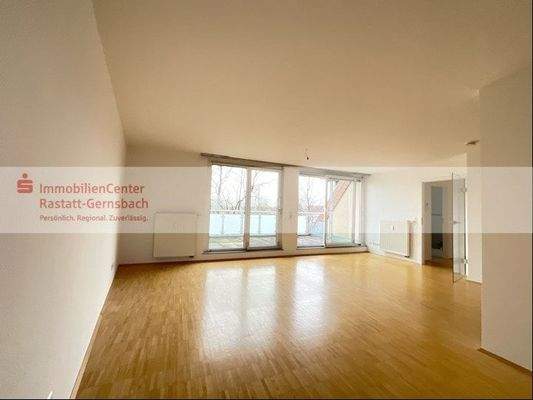 Wohn-/Essbereich und Küche im 1. DG