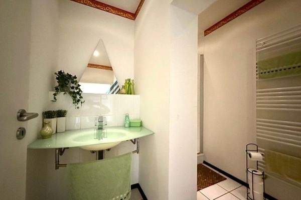 Gäste WC mit Dusche