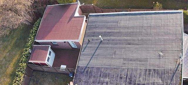 Dach und Nebengebäude.jpg