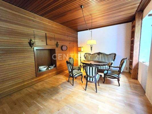 Gegenseite des großen Wohnzimmers im Obergeschoss