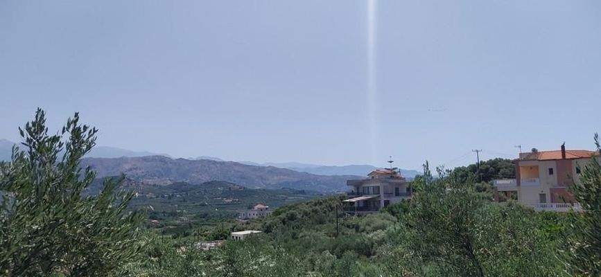 Kreta, Daratsos: Grundstück in ruhiger Lage neben der Stadt Chania zu verkaufen