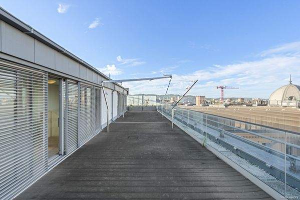 2025-09-15-S01408-Schottenring 22, 1010 Wien-067