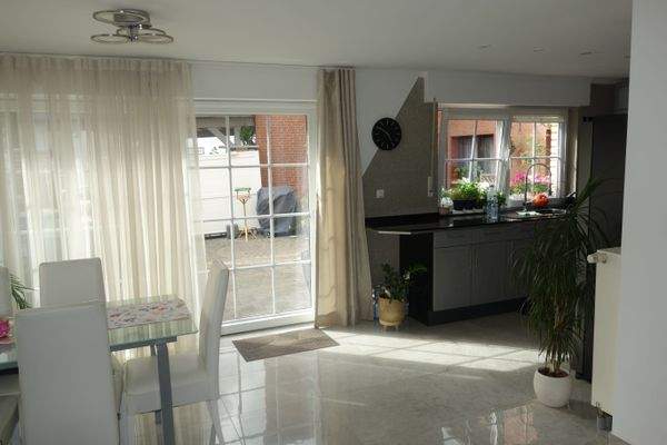 Esszimmer - Küche (2).JPG