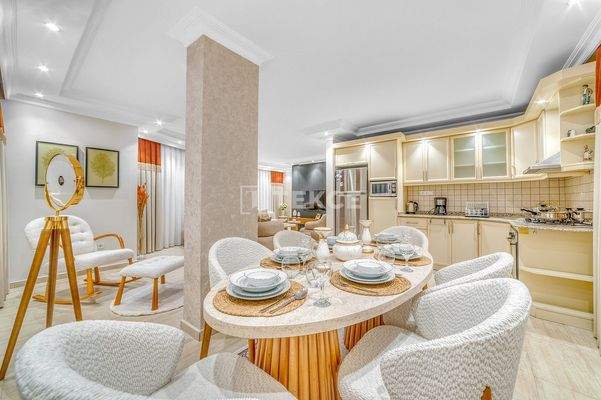 Furnished Apartment in a Complex Close to the Sea in Obagöl Alanya