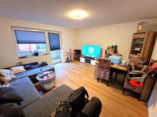 Wohnzimmer bewohnt.jpg