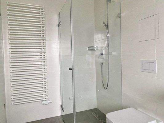 Badezimmer Ansicht 2.jpg