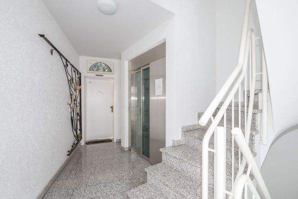 Treppenhaus Ansicht 1