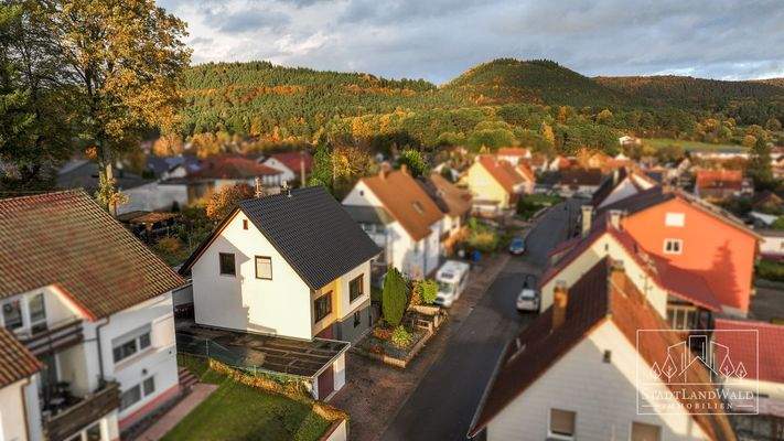 Luftbild - Straße - Haus