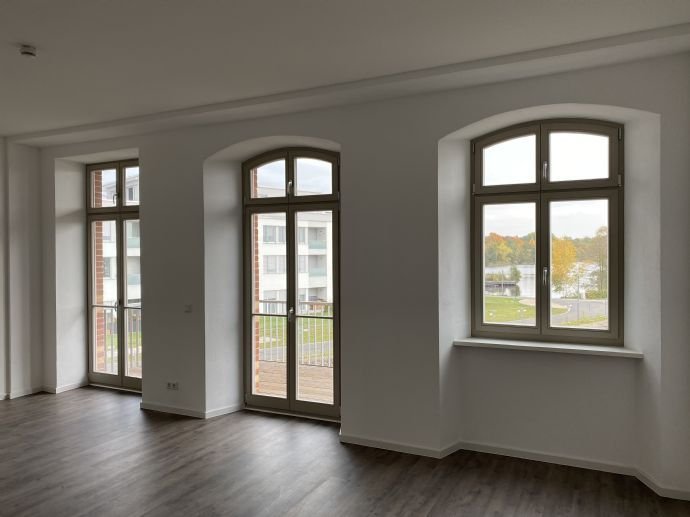 moderne 2-Raum Wohnung  Balkon am Ruppiner See, ab 01.05.2023