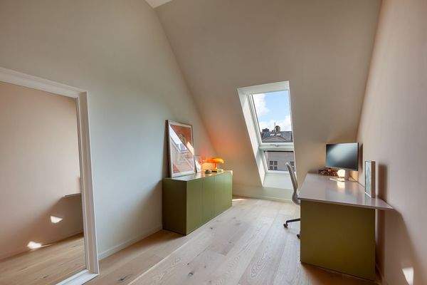 Arbeits-/Kinder-/Gästezimmer