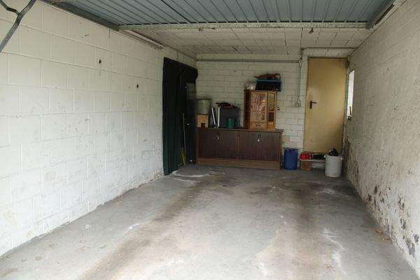 Rechte Garage