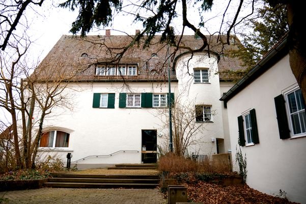 Nachbarhaus von Osten