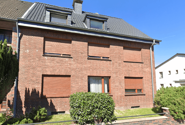 Backstein Doppelhaushälfte