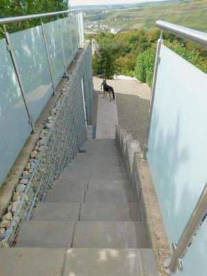 BB30 Treppe zum Garten