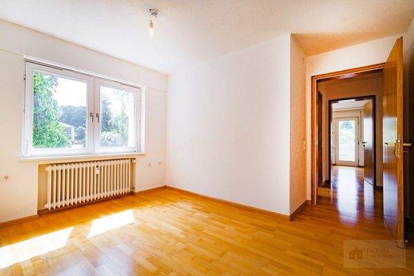 Wohnung 2: Schlafzimmer